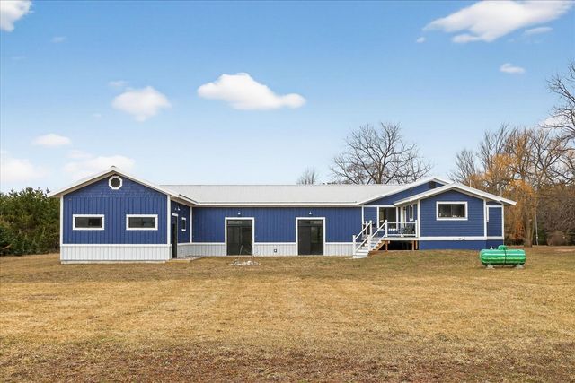 6130 N Arbogast Road, Howard City, MI 49329