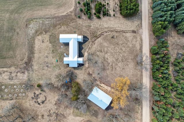 6130 N Arbogast Road, Howard City, MI 49329