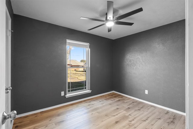 2308 Stonebrook Circle, Carrollton, TX 75007