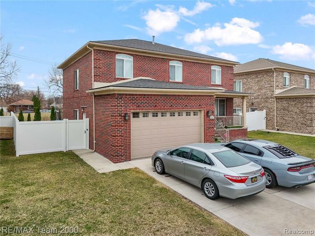 9957 Tuxedo Street, Dearborn, MI 48120