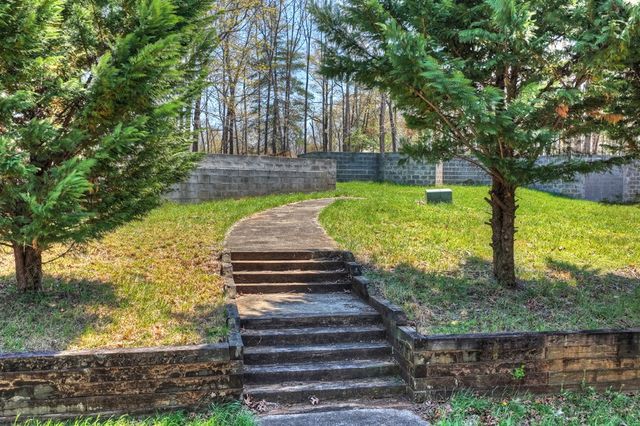 677 Barnes Chapel Road, Blue Ridge, GA 30513