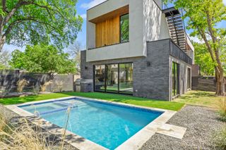 2215 S 3rd ST, Austin, TX 78704