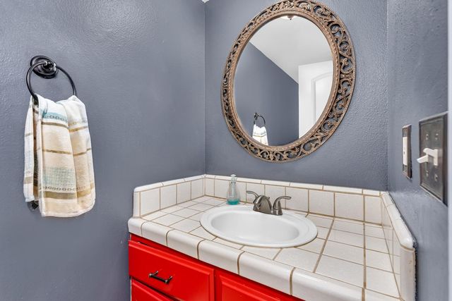 29058 Avenue 22, Madera, CA 93638