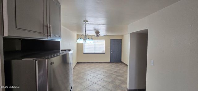 1820 Rentfrow Avenue, Las Cruces, NM 88001