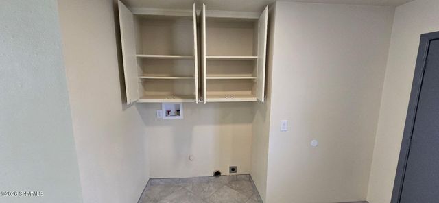 1820 Rentfrow Avenue, Las Cruces, NM 88001
