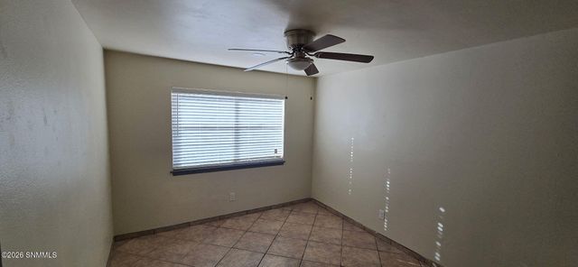 1820 Rentfrow Avenue, Las Cruces, NM 88001