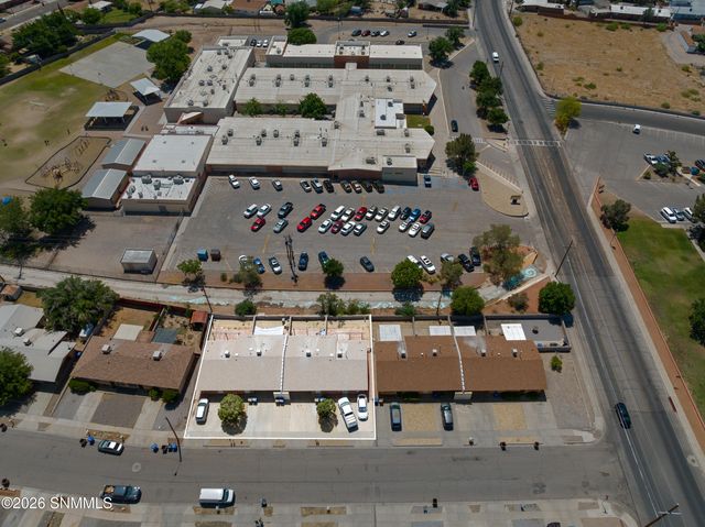 1820 Rentfrow Avenue, Las Cruces, NM 88001