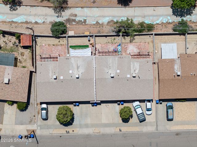 1820 Rentfrow Avenue, Las Cruces, NM 88001