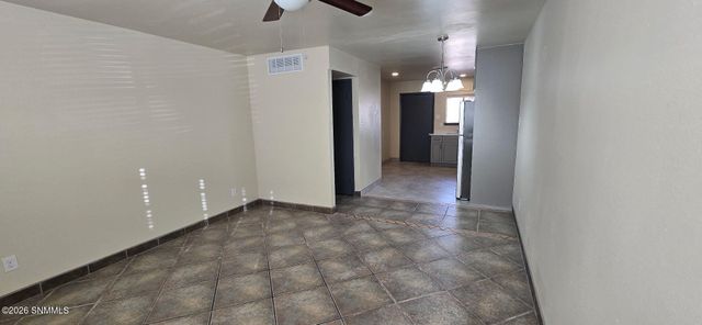 1820 Rentfrow Avenue, Las Cruces, NM 88001