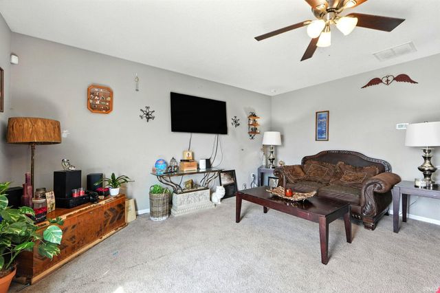 1904 Waynedale Drive, Garrett, IN 46738