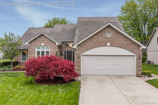 20933 Ivy Circle, Macomb Township, MI 48044
