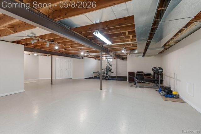 20933 Ivy Circle, Macomb Township, MI 48044