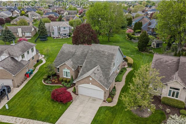 20933 Ivy Circle, Macomb Township, MI 48044