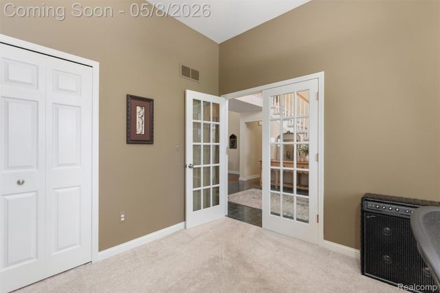 20933 Ivy Circle, Macomb Township, MI 48044