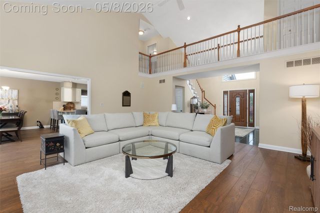 20933 Ivy Circle, Macomb Township, MI 48044