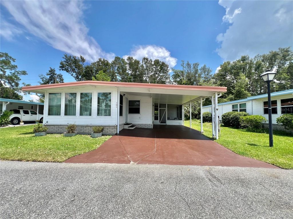 104 CHESTNUT STREET, Leesburg, FL 34748