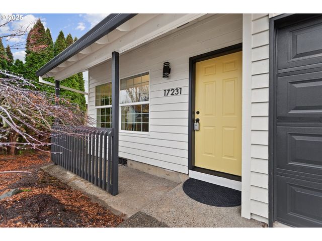 17231 Nw OAKLEY Ct, Portland, OR 97229