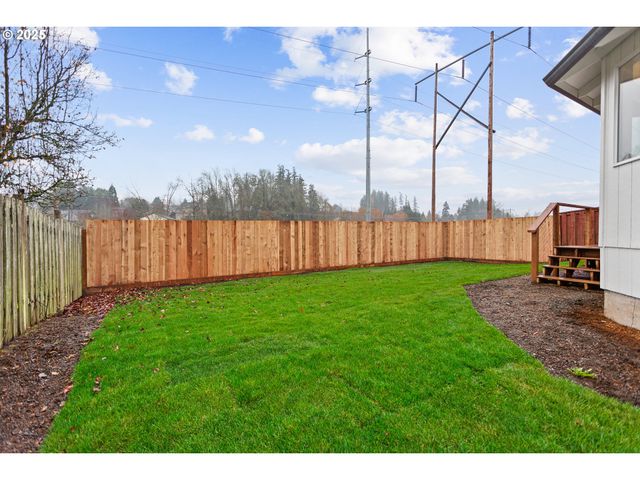 17231 Nw OAKLEY Ct, Portland, OR 97229
