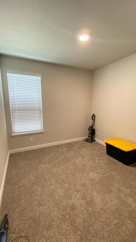 252 Drumcliffe Drive, Fort Worth, TX 76052