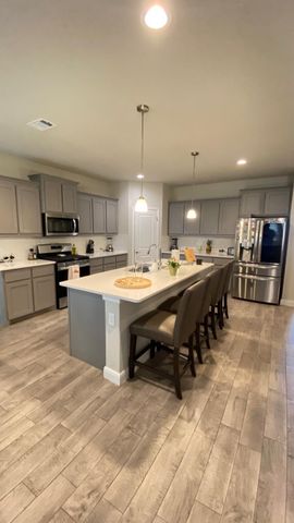 252 Drumcliffe Drive, Fort Worth, TX 76052