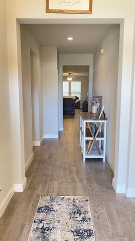 252 Drumcliffe Drive, Fort Worth, TX 76052
