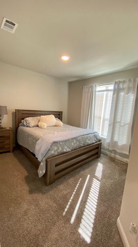 252 Drumcliffe Drive, Fort Worth, TX 76052