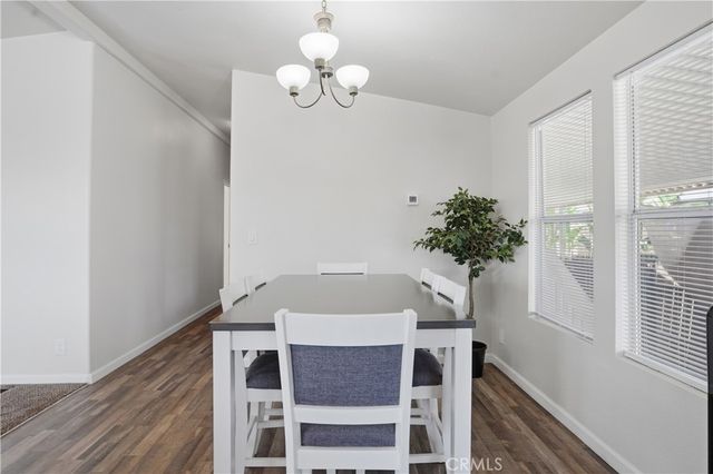 203 Dogwood Lane, Bakersfield, CA 93308
