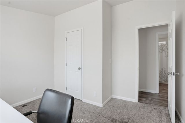 203 Dogwood Lane, Bakersfield, CA 93308