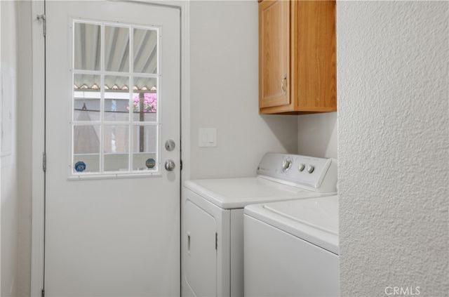 203 Dogwood Lane, Bakersfield, CA 93308