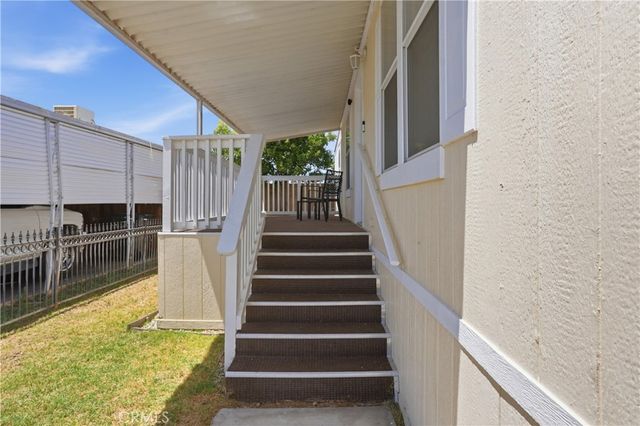 203 Dogwood Lane, Bakersfield, CA 93308