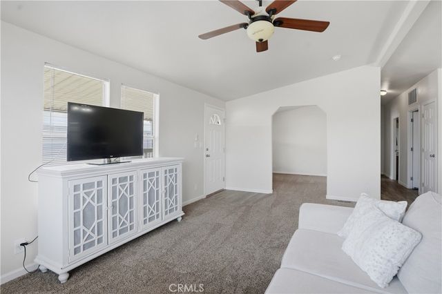203 Dogwood Lane, Bakersfield, CA 93308