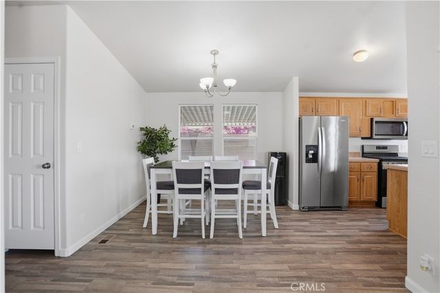 203 Dogwood Lane, Bakersfield, CA 93308