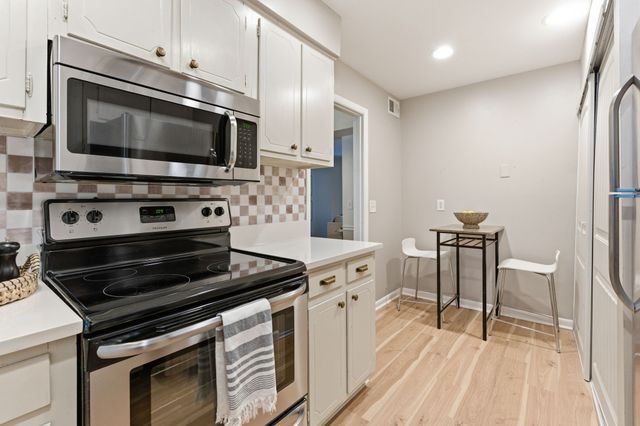 3000 Hillsboro Pike Apt 86, Nashville, TN 37215
