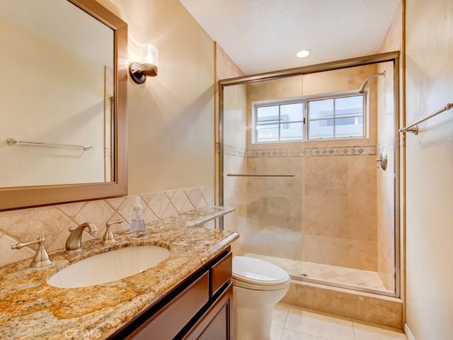 11940 N Riviera, Tustin, CA 92782