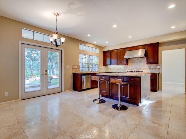 11940 N Riviera, Tustin, CA 92782