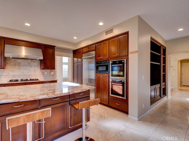 11940 N Riviera, Tustin, CA 92782