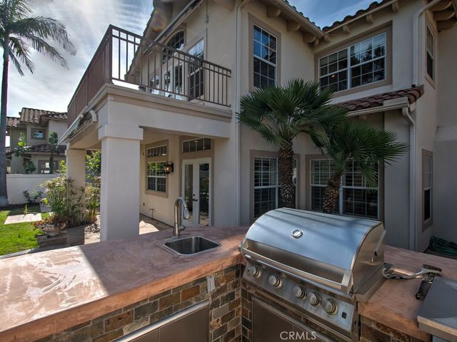 11940 N Riviera, Tustin, CA 92782