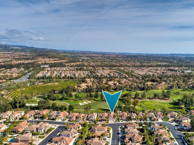 11940 N Riviera, Tustin, CA 92782