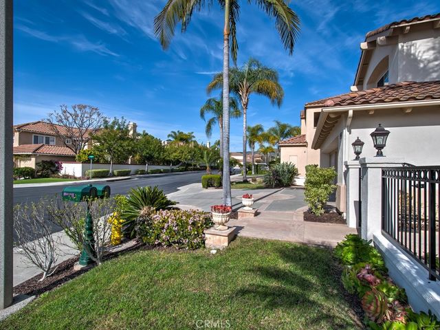 11940 N Riviera, Tustin, CA 92782