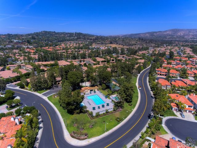 11940 N Riviera, Tustin, CA 92782