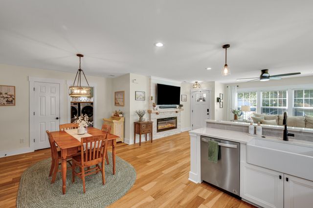 117 Malibu Road, Summerville, SC 29483