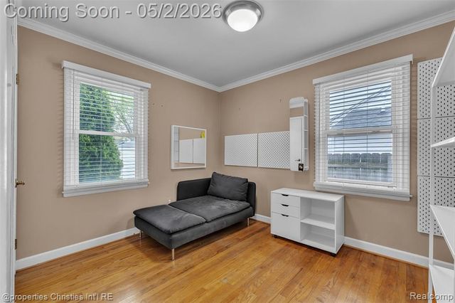 22114 Lange Street, Saint Clair Shores, MI 48080