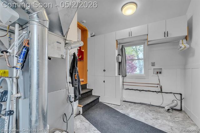 22114 Lange Street, Saint Clair Shores, MI 48080