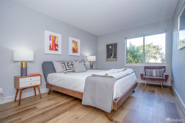 215 Red Rock Way 207J, San Francisco, CA 94131