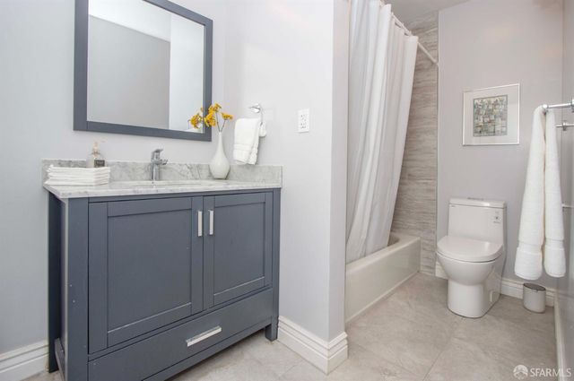 215 Red Rock Way 207J, San Francisco, CA 94131