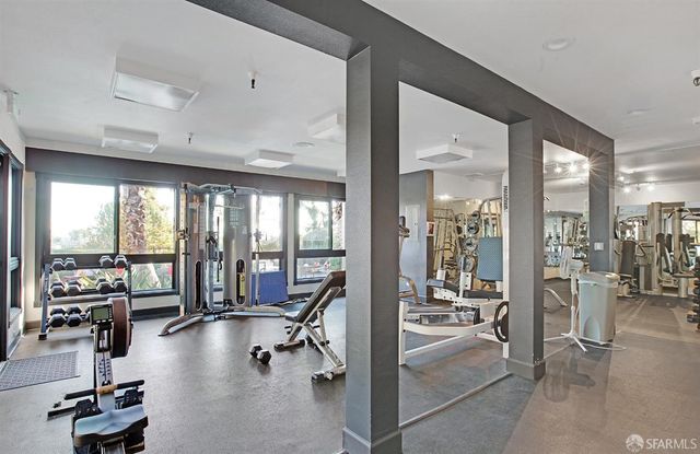 215 Red Rock Way 207J, San Francisco, CA 94131