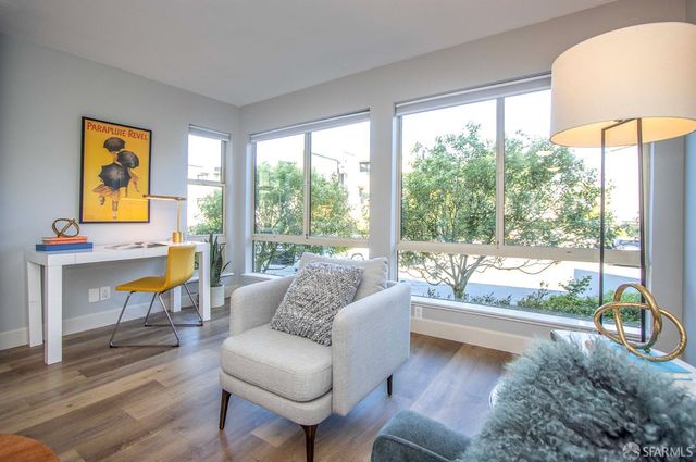 215 Red Rock Way 207J, San Francisco, CA 94131