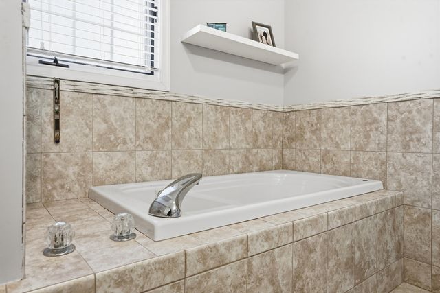 5671 N Stahl Road, Monon, IN 47959