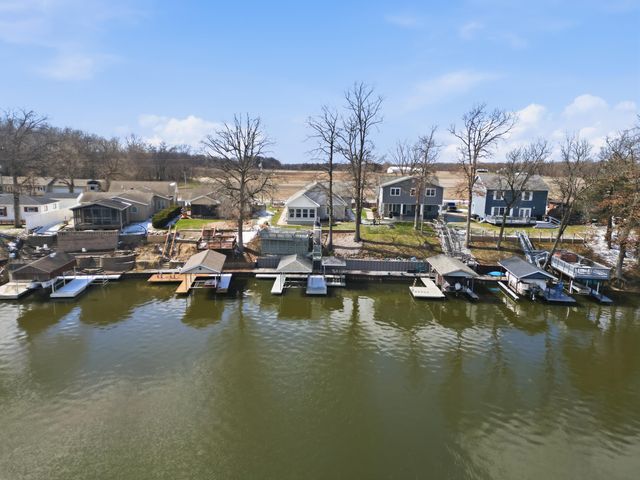 5671 N Stahl Road, Monon, IN 47959