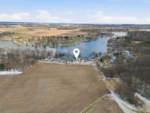 5671 N Stahl Road, Monon, IN 47959